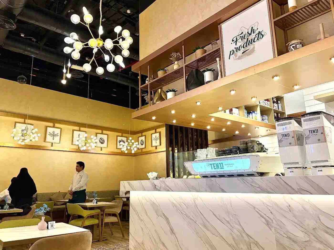 high end coffee cafe Ten11